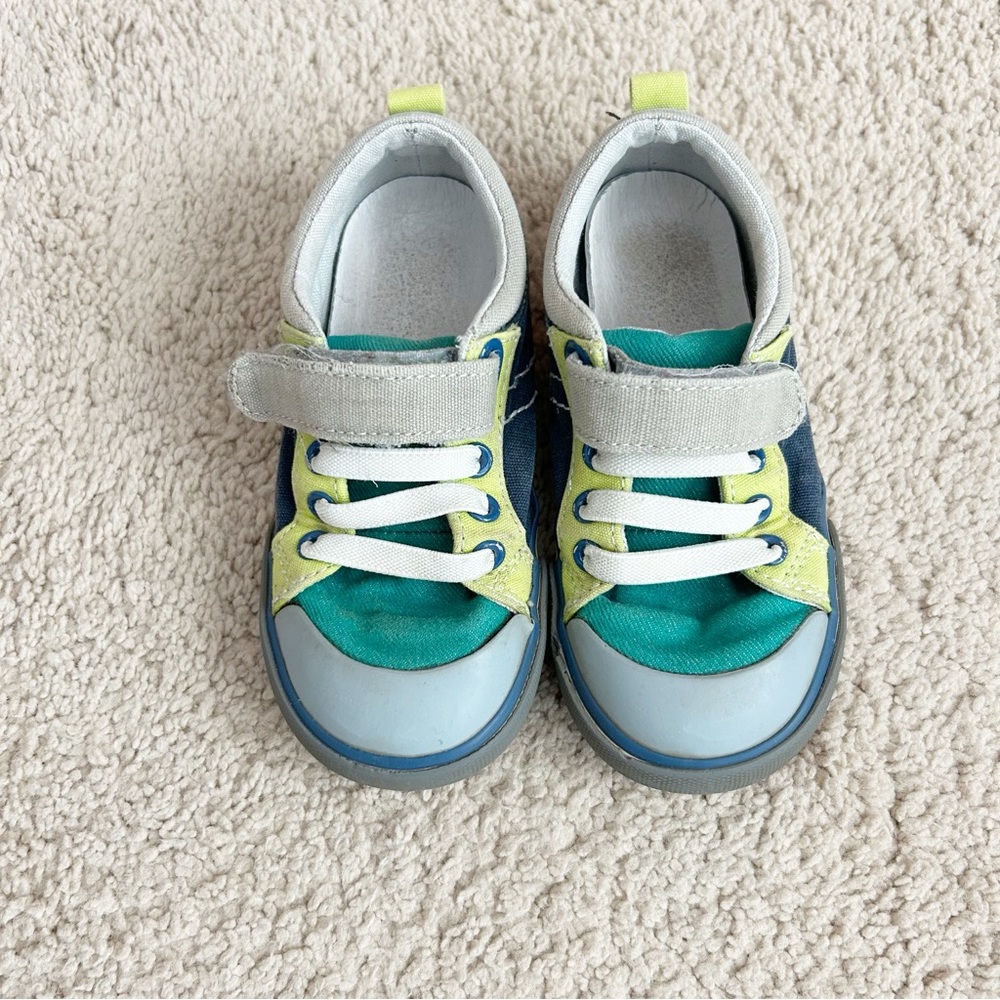 See Kai Run Sneakers (size 10 kids)